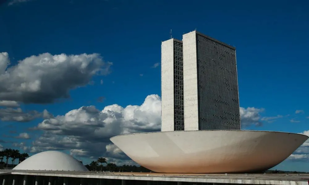 Concurso da Câmara dos Deputados abre inscrições nesta quinta-feira (15) com salário de R$ 32 mil